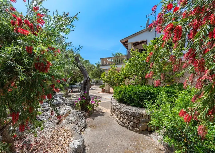 Montana וילה פוינסה